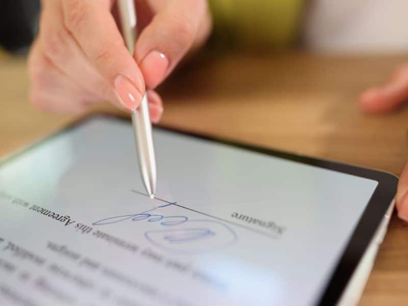 Contrato assinado digitalmente tem validade jurídica?